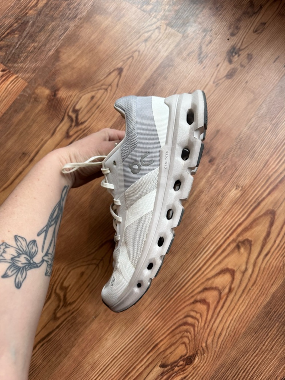 Onn Cloudflow Lightweight Running Shoe